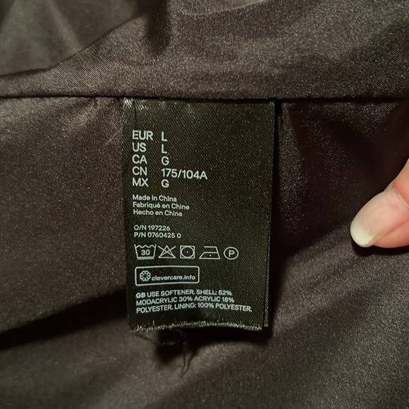 H&M Fur Vest - Picture 3 of 4